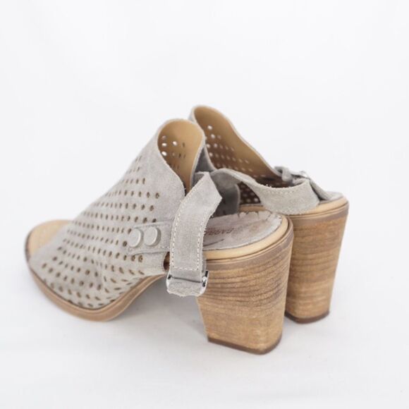 Barbara Barbieri Suede Chunky-Heel Slingback Sandals, Size 7.5 - Picture 4 of 7